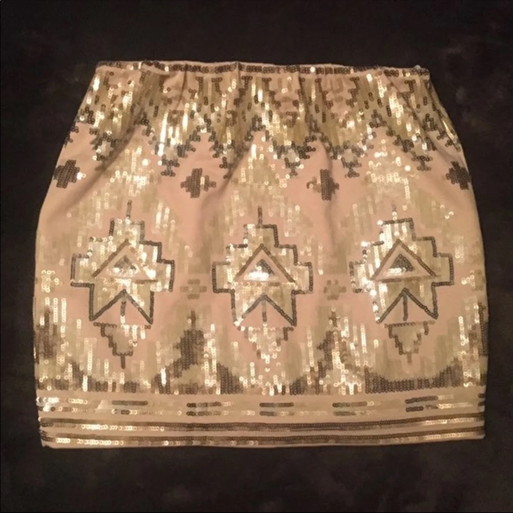 English Rose Sequin Aztec Mini Skirt